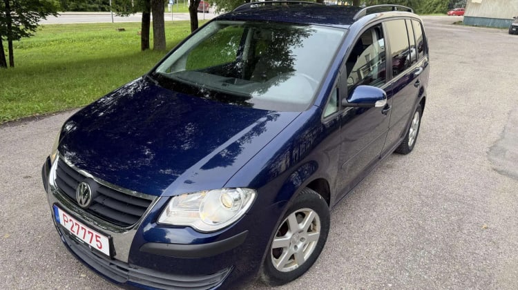 Volkswagen Touran preview