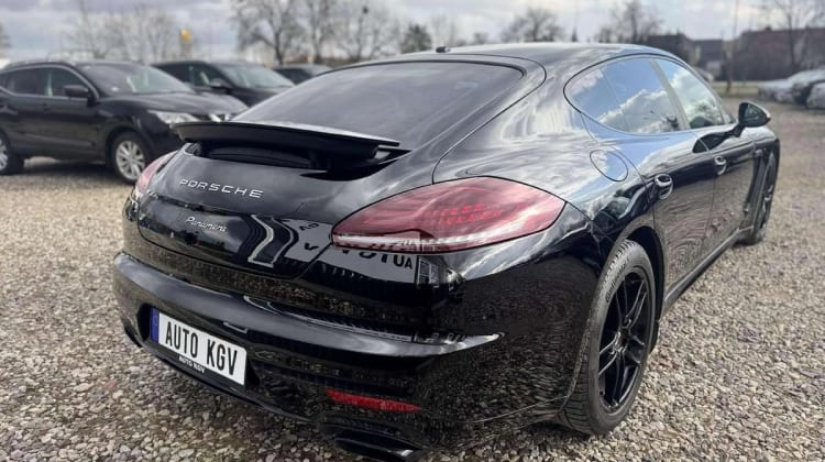 Porsche Panamera