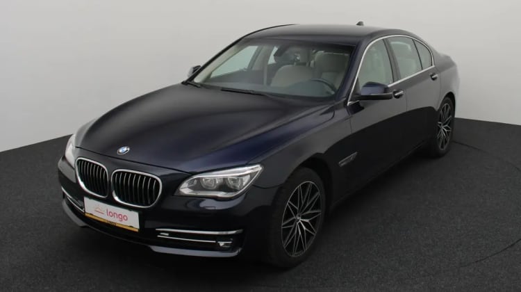 BMW 730 preview