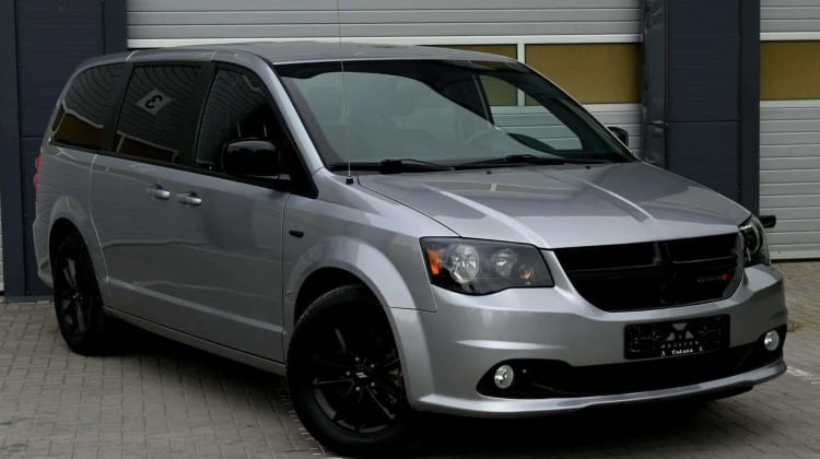 Dodge Grand Caravan preview