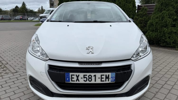 Peugeot 208