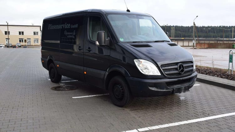 Mercedes-Benz Sprinter preview