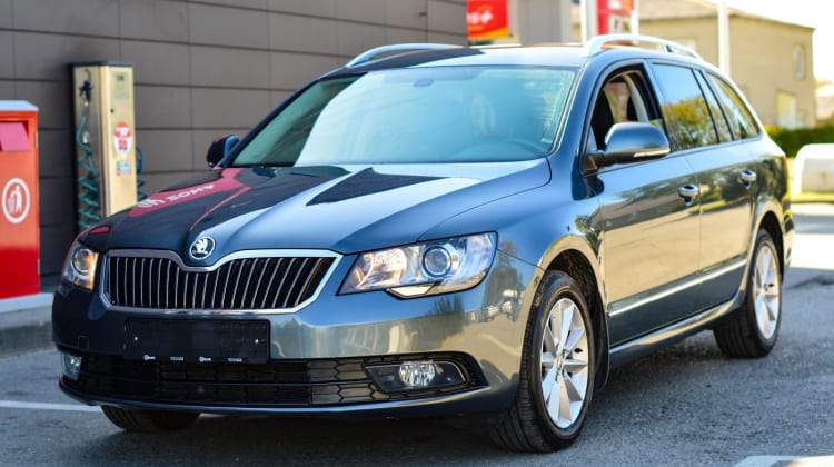 Skoda Superb preview