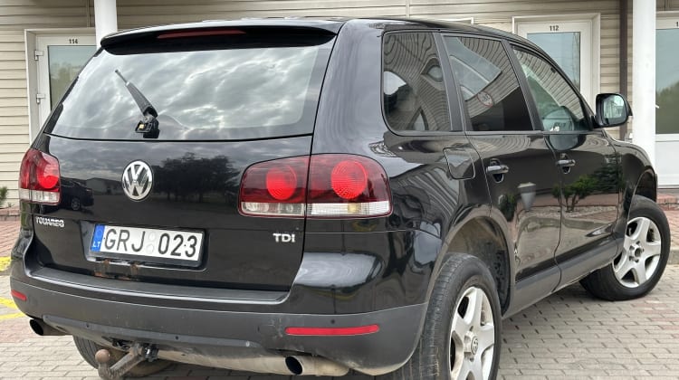 Volkswagen Touareg