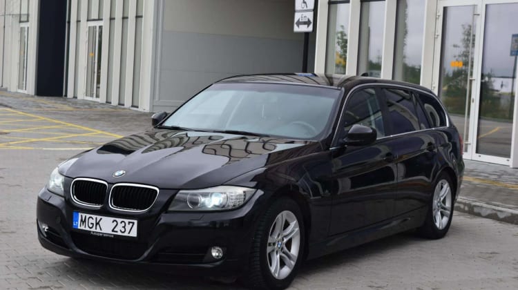 BMW 320 preview