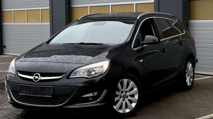 Opel Astra preview