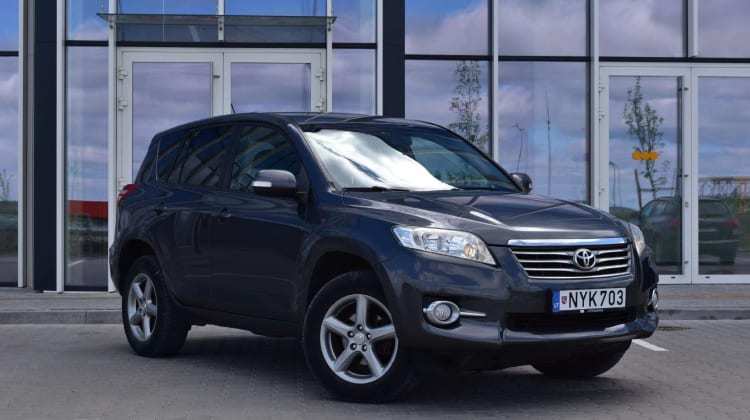 Toyota RAV 4 preview