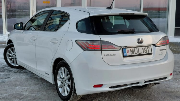 Lexus CT 200h