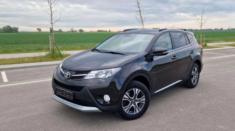Toyota RAV 4 preview