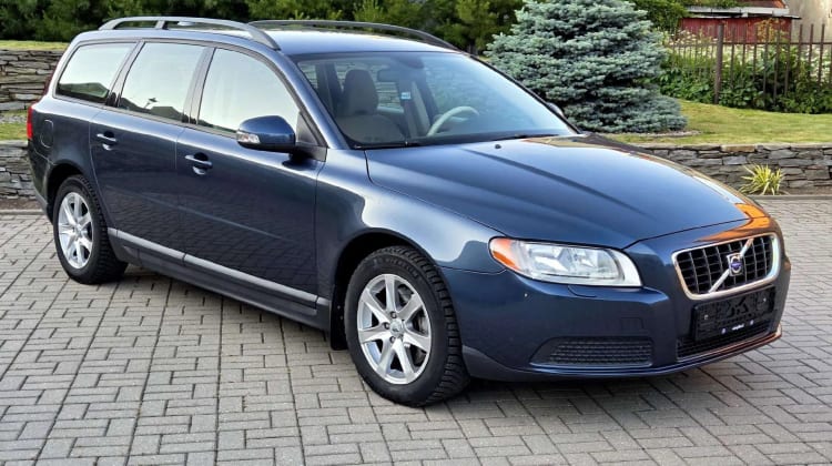 Volvo V70 preview