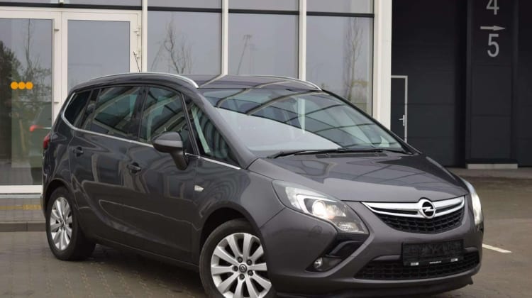 Opel Zafira preview
