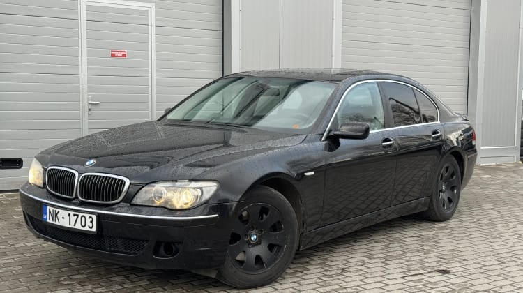 BMW 730