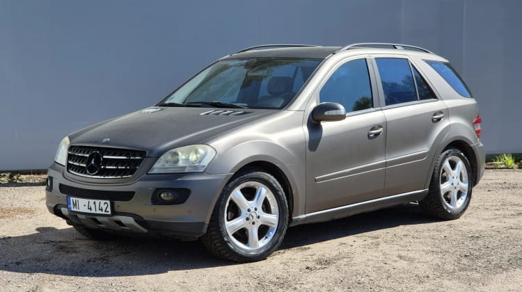 Mercedes-Benz ML 320 preview