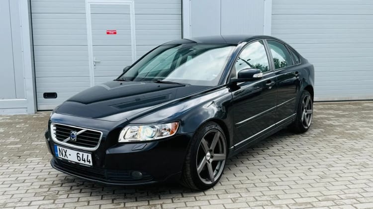 Volvo S40 preview