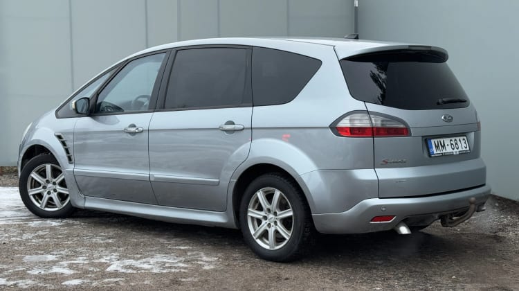 Ford S-Max