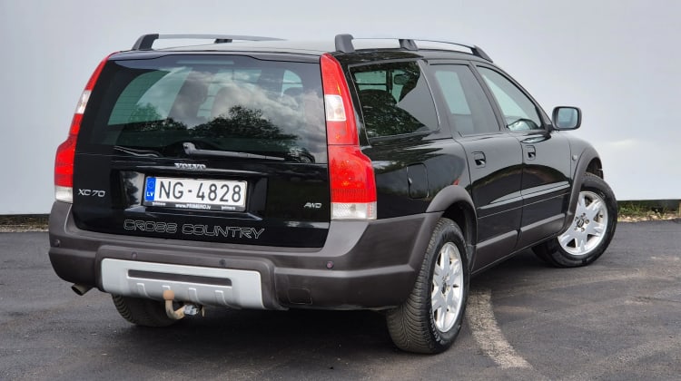 Volvo XC70