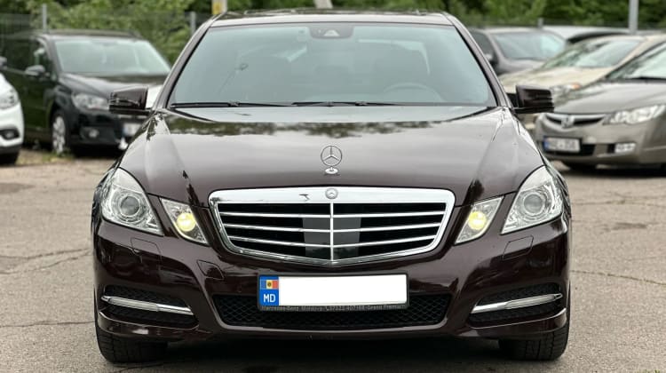 Mercedes-Benz E 200