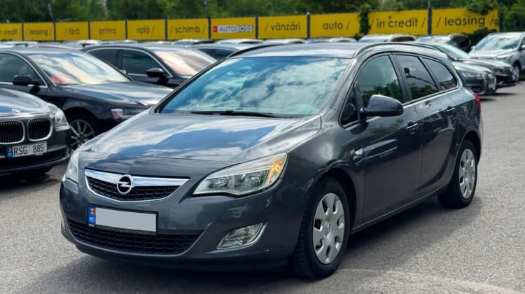 Opel Astra preview