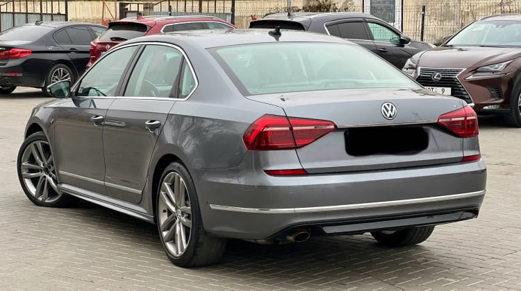 Volkswagen Passat