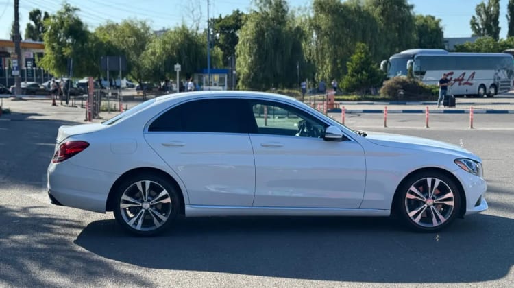 Mercedes-Benz 300