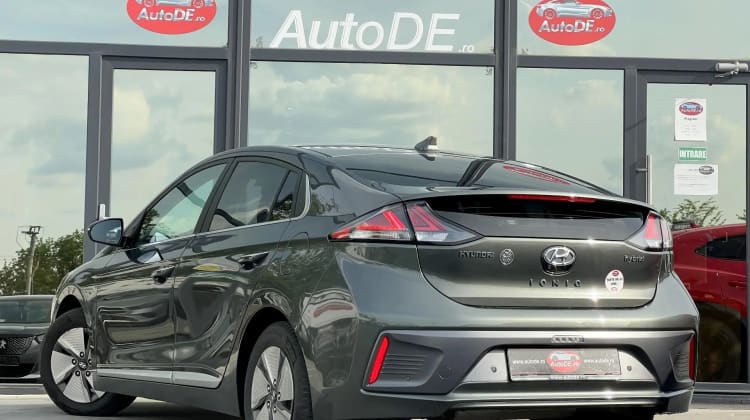 Hyundai IONIQ