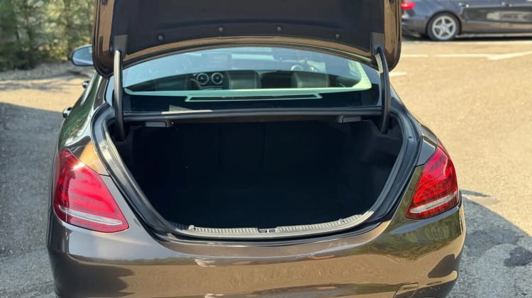 Mercedes-Benz C 180