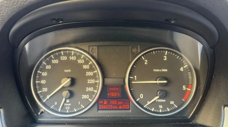 BMW 320