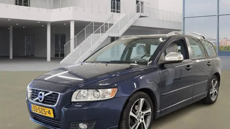 Volvo V50