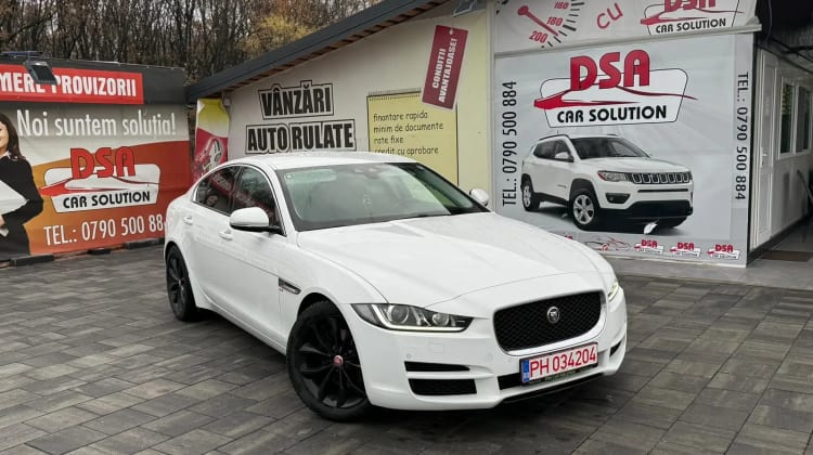 Jaguar XE