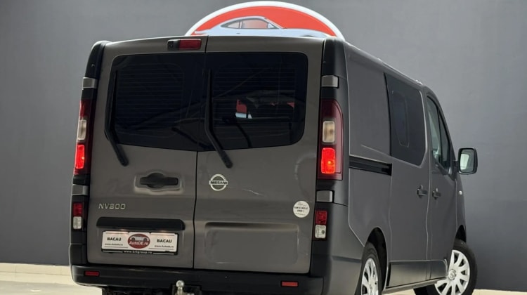 Nissan NV300