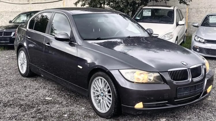 BMW 325