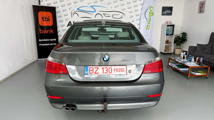 BMW 525