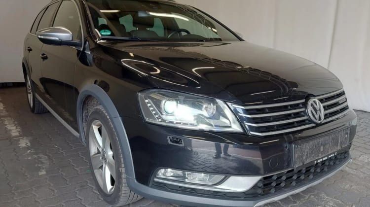 Volkswagen Passat Alltrack preview