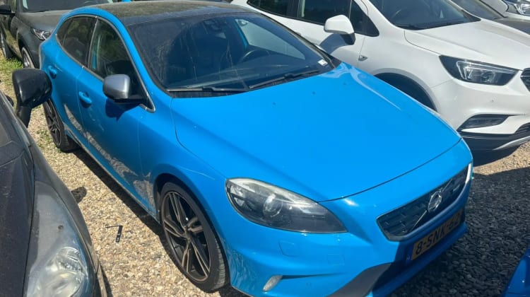 Volvo V40