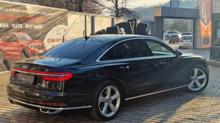 Audi A8