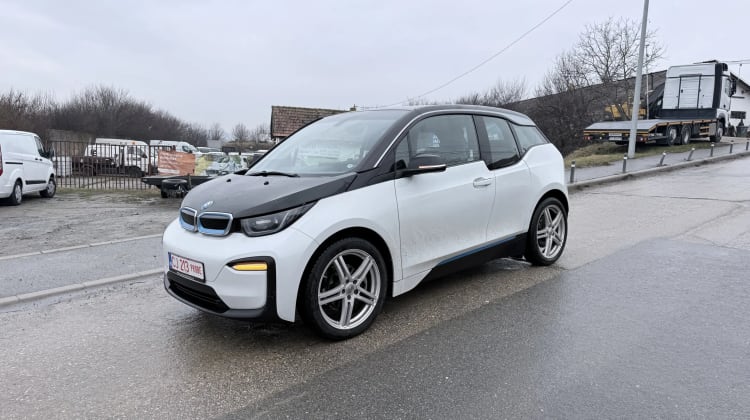 BMW i3