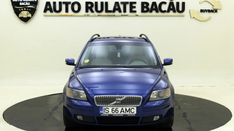 Volvo V50 preview