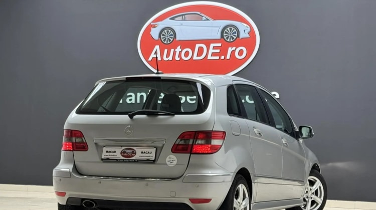 Mercedes-Benz B 160