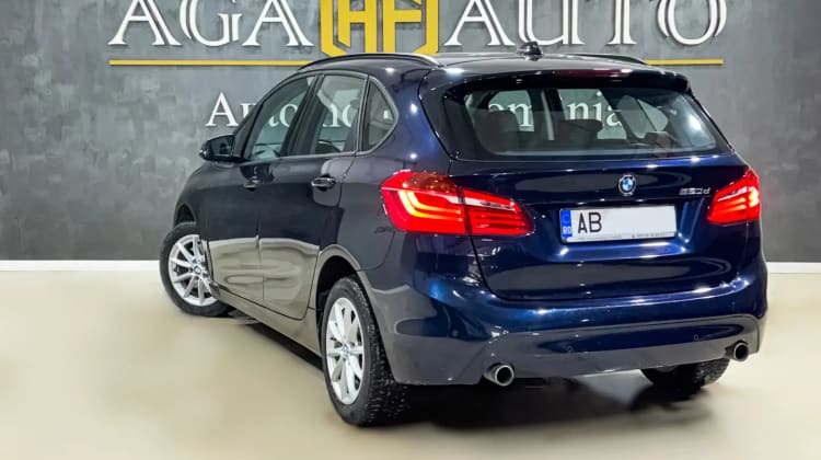 BMW 220