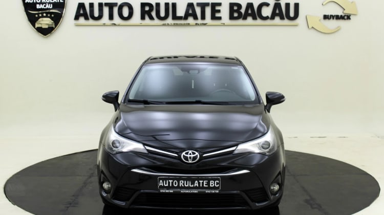 Toyota Avensis preview