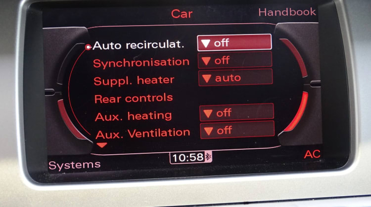 Audi Q7 23