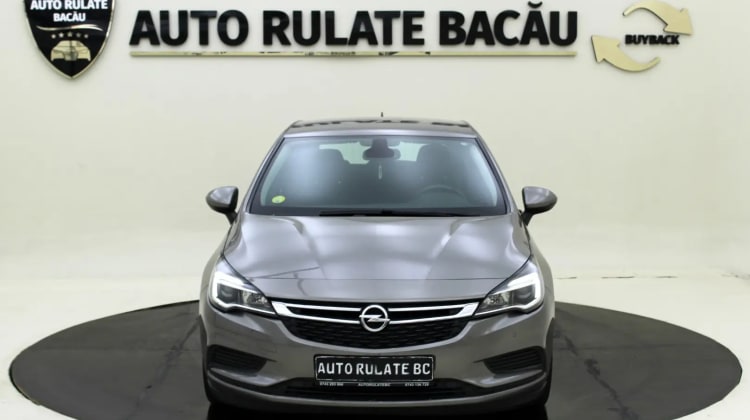 Opel Astra preview