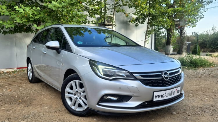 Opel Astra preview