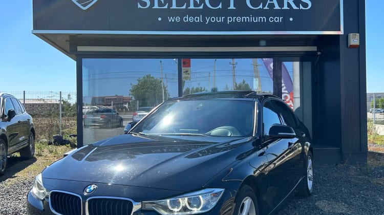 BMW 330 preview