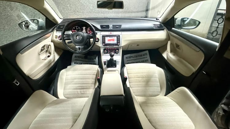 Volkswagen Passat CC