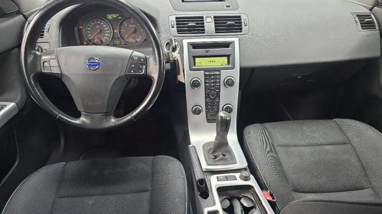 Volvo V50