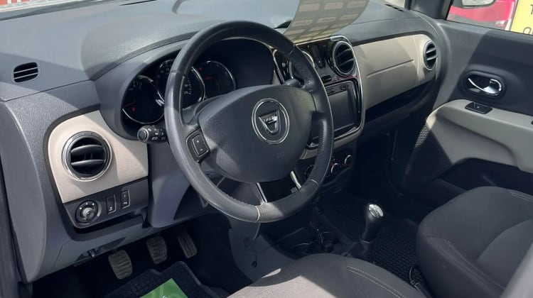 Dacia Lodgy