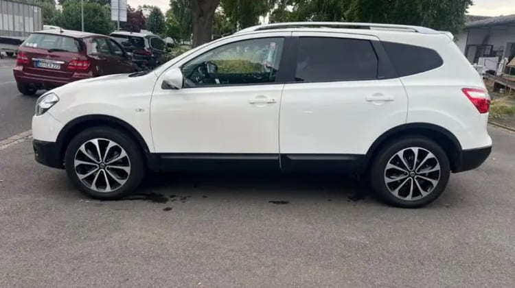 Nissan Qashqai+2