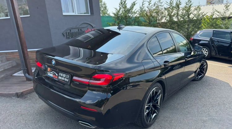 BMW 530
