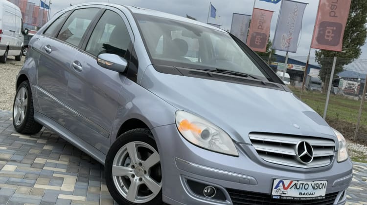 Mercedes-Benz B 200